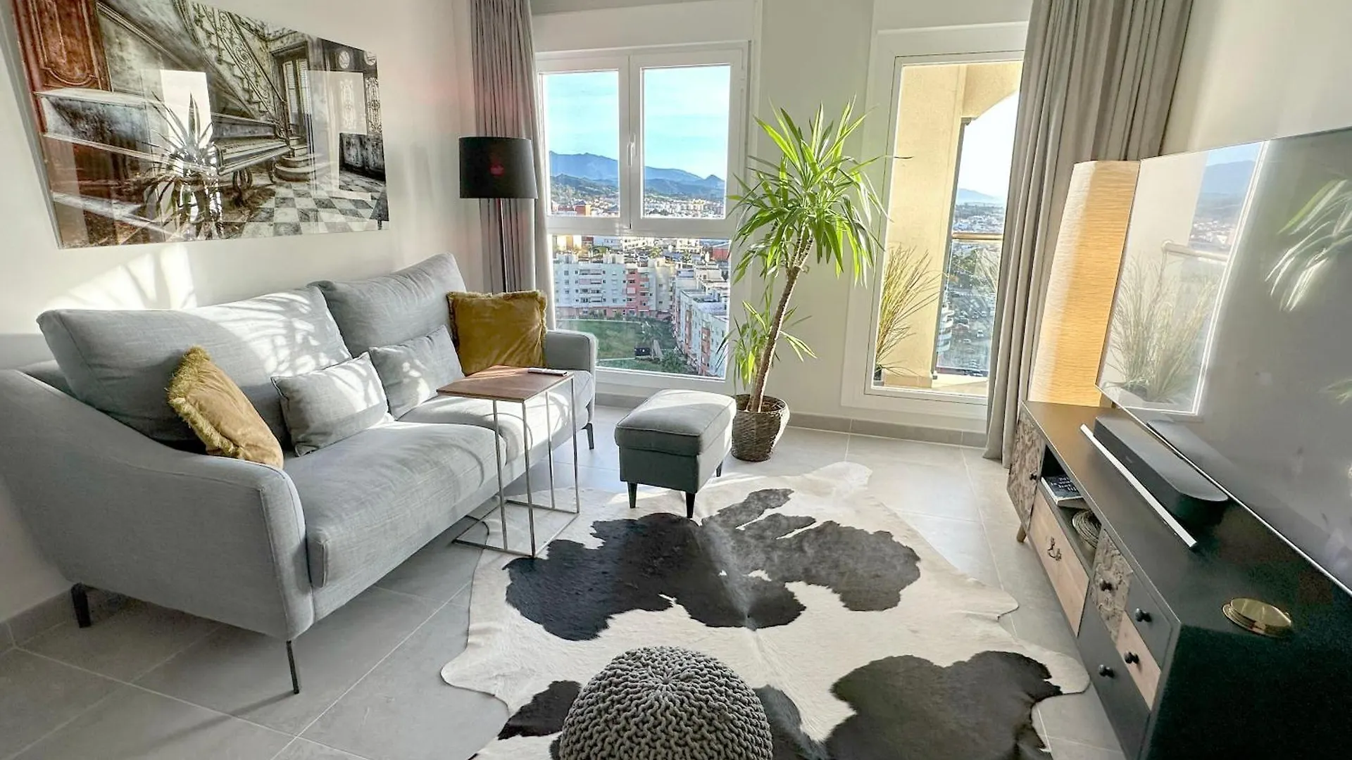 #Prettypenthouseestepona location